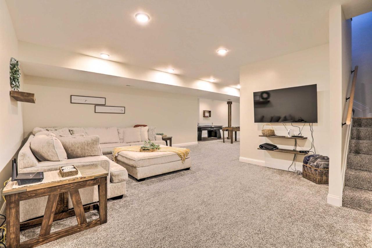 Villa Chic Williamstown Retreat With Pool And Hot Tub! Exterior foto